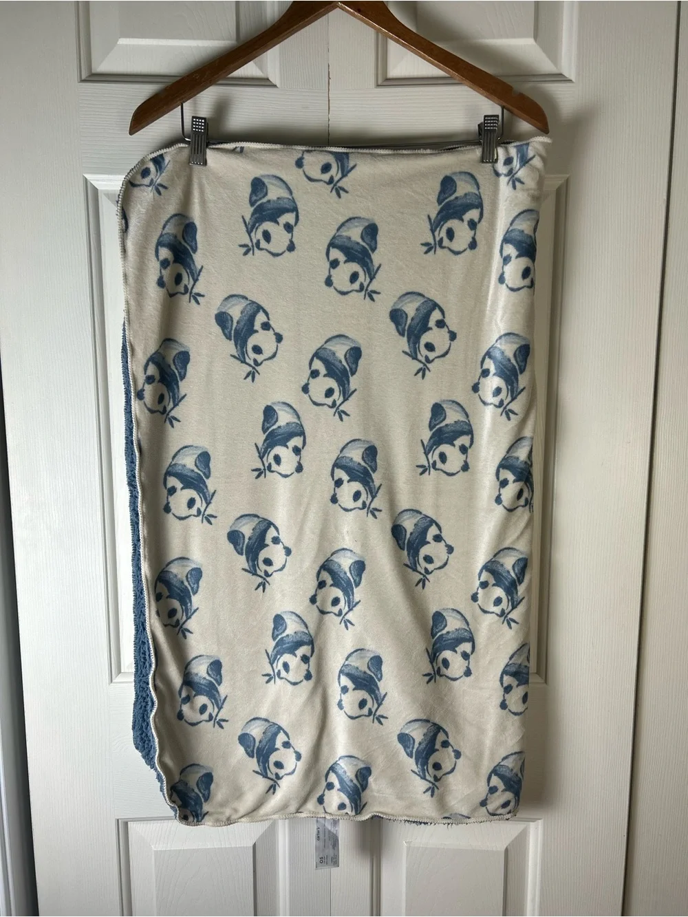 Carter's Blue Panda Bear Baby Blanket Sherpa Cream Eating Bamboo Lovey